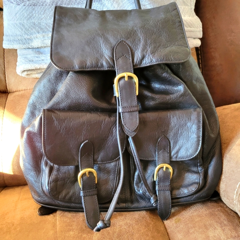 Boulder Ridge leather backpack